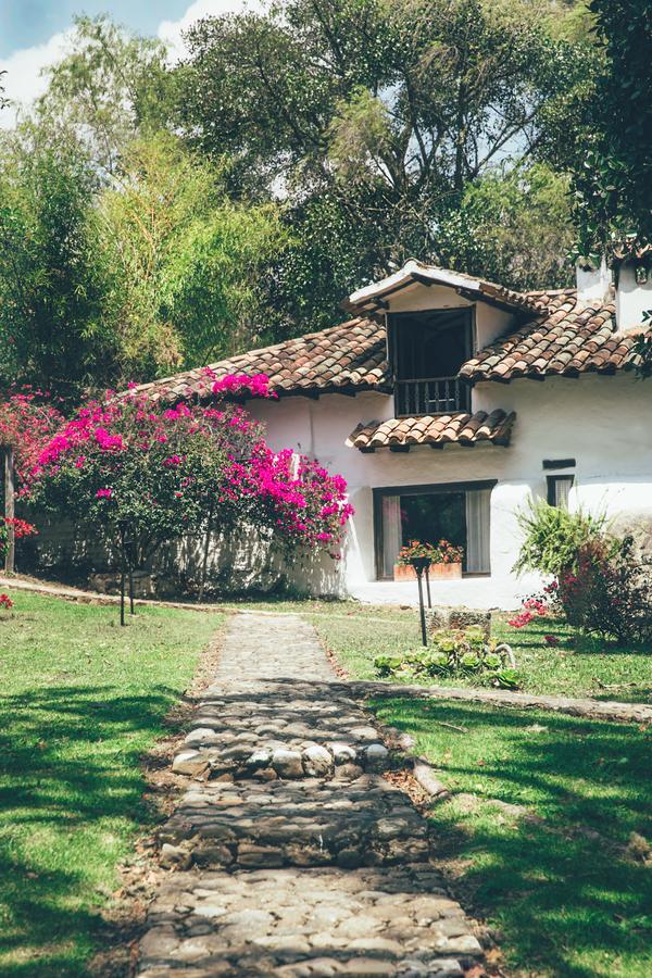 Hotel Hacienda Baza Tibana Exterior foto